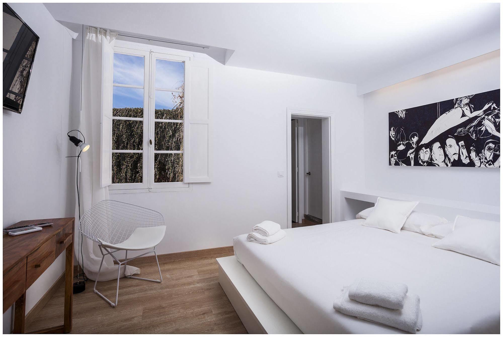 Cheap & Chic Hotel 시우타데야 외부 사진