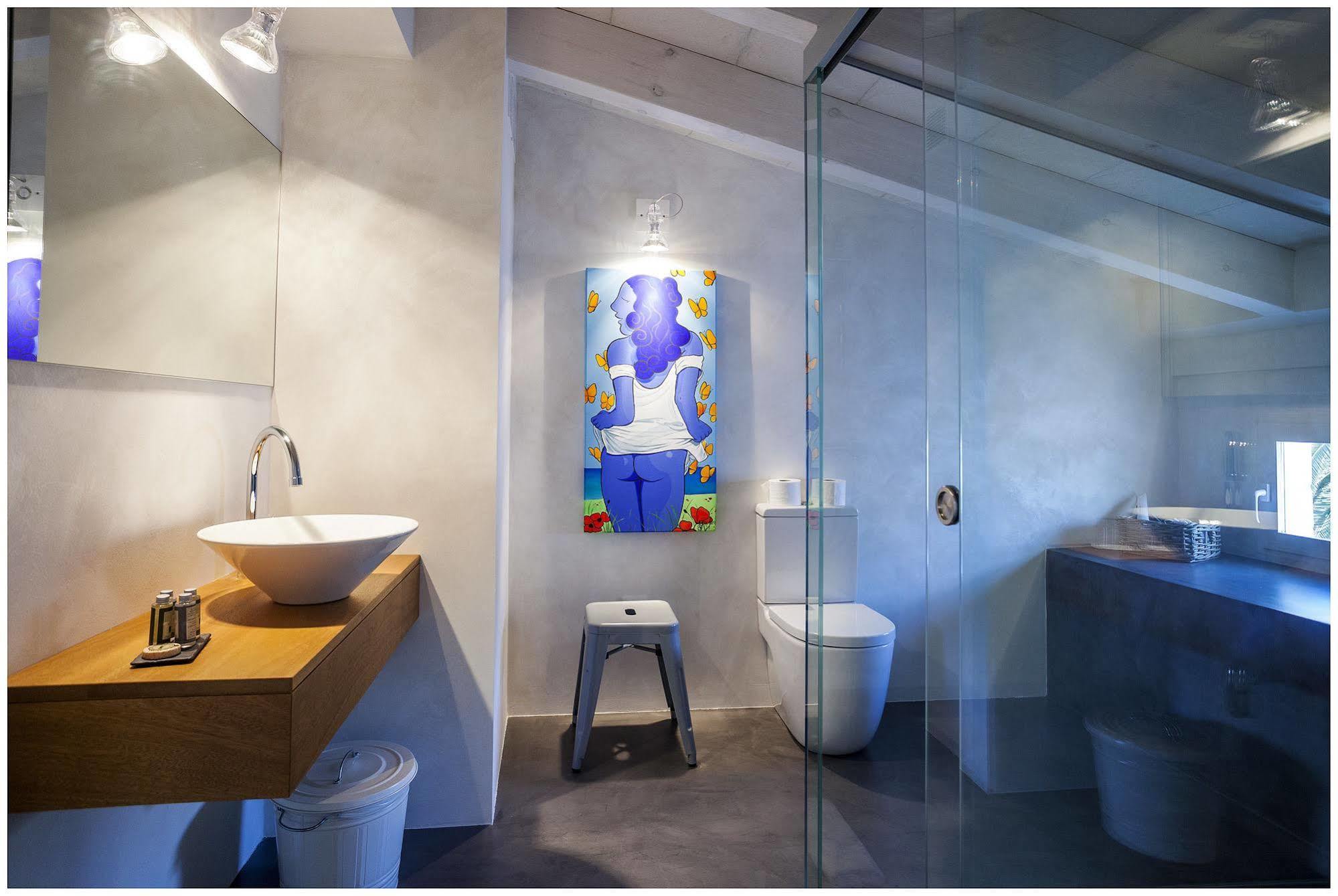 Cheap & Chic Hotel 시우타데야 외부 사진