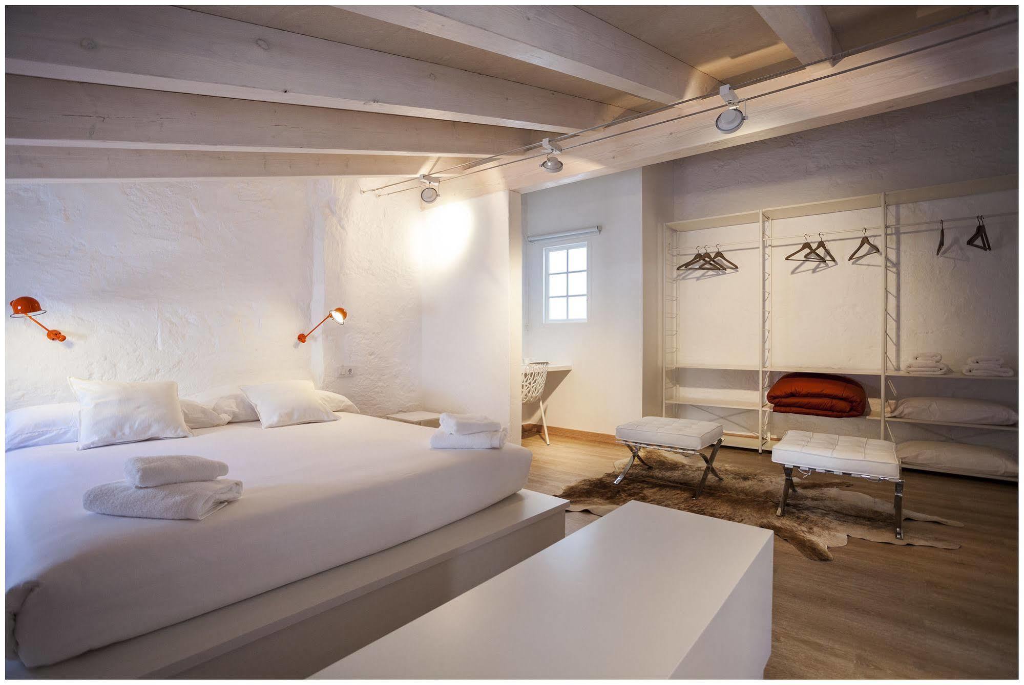 Cheap & Chic Hotel 시우타데야 외부 사진